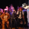 Westernspektakel im WHG - Die „English Drama Group“ zeigte „The Sheriff of Council Flats“