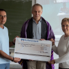 Übergabe der Spenden des Weihnachtsbasars